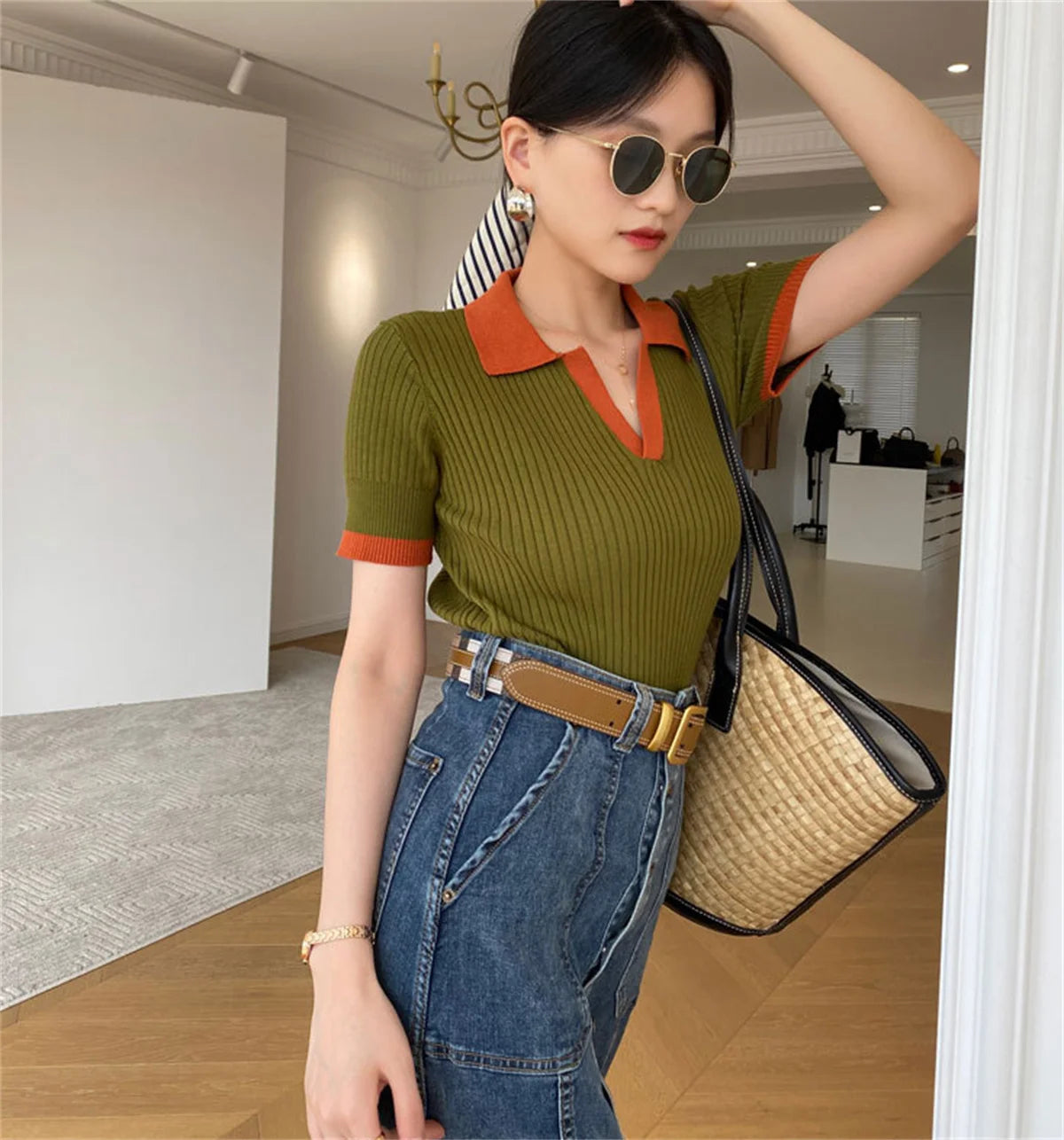 Tops de punto vintage con cuello en V