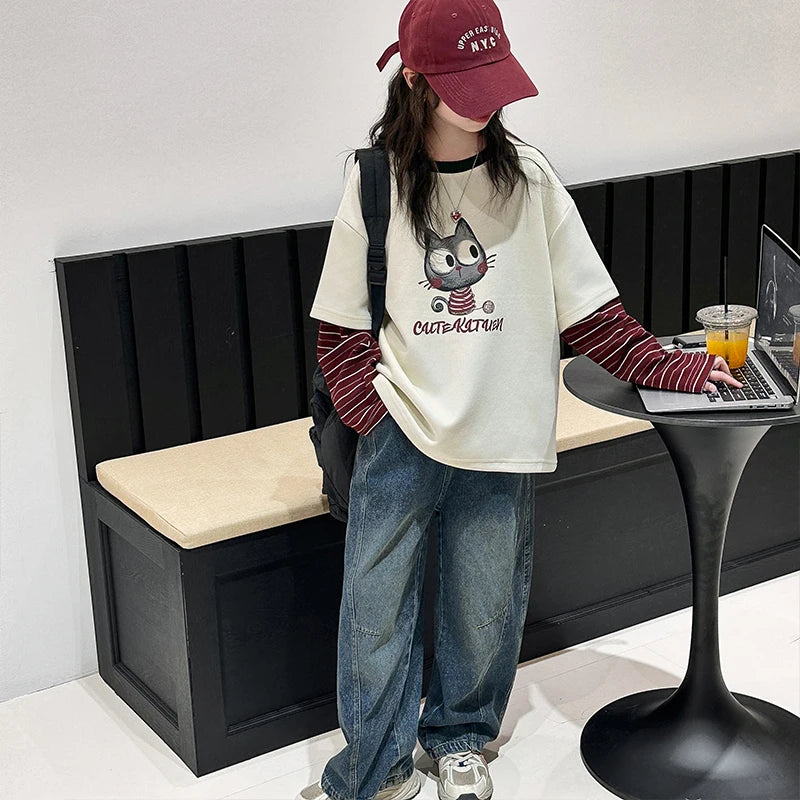 Conjunto De Dos Piezas Casual. Estampado Y Jeans